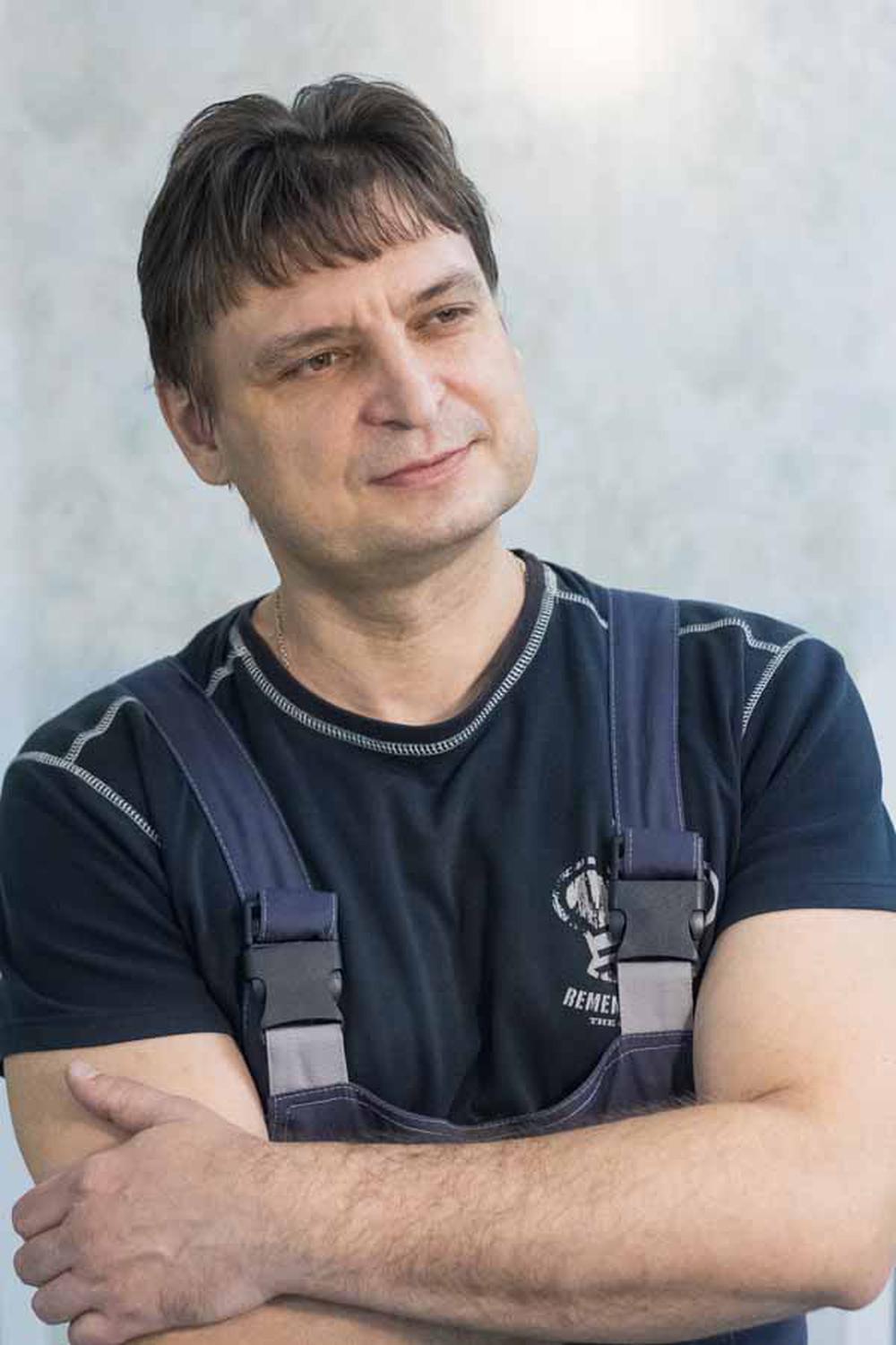 Коцур Сергей Валентинович - техник-механик протезист