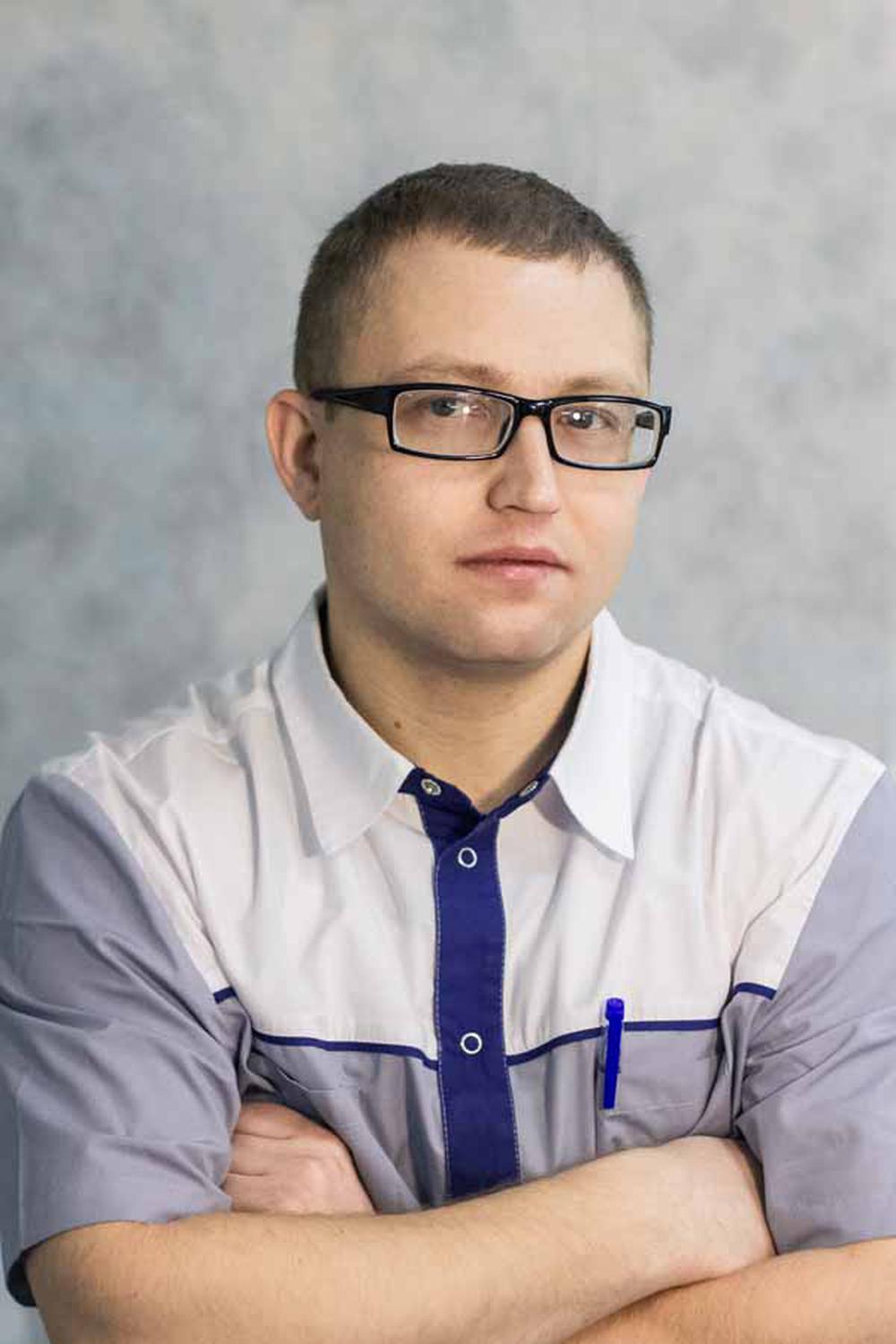 Номоконов Виктор Анатольевич - инженер по техническим средствам реабилитации инвалидов